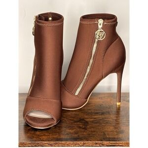 GUESS Monika Brown Peep Toe Stiletto Ankle Booties Sock Boots Gold Zip Size 8.5